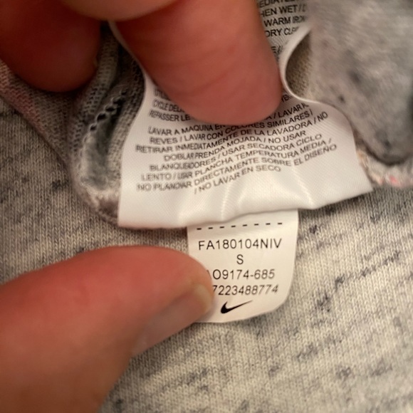 Nike Light-weight Pink, Cream & Black Camo Zip Up - Small - Picture 8 of 9